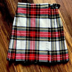 Wool Plaid skirt- so cute!